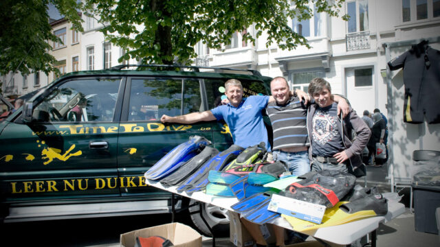 Petites Puces Bruxelles Reportage Evénements #52 Aurélie Choiral