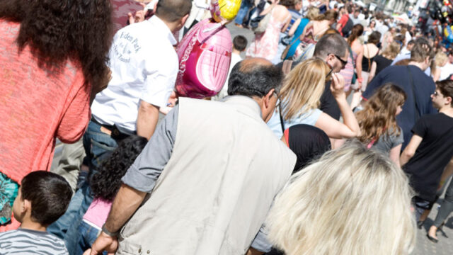 Petites Puces Bruxelles Reportage Evénements #84 Aurélie Choiral